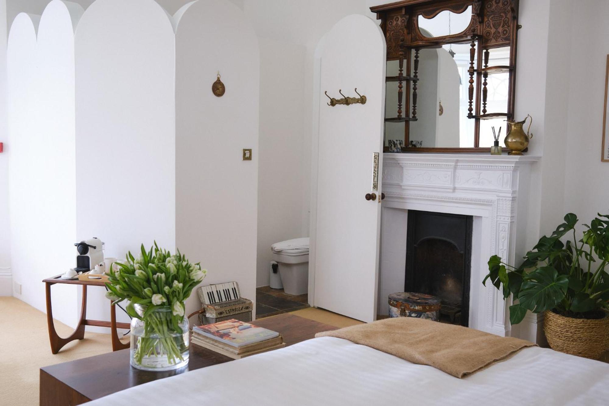 River Arts Club Bed & Breakfast Maidenhead